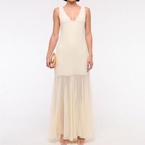 Elegant Cream Sleeveless Dress
